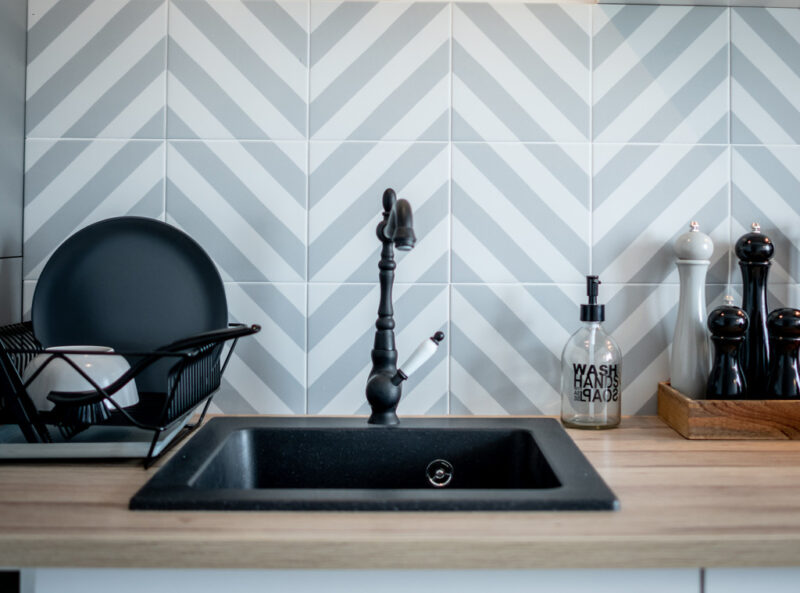 Laveo EVORA álló csaptelep, fekete