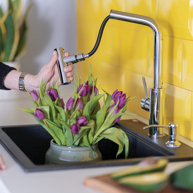 Laveo TORO Kihúzható zuhanyváltós csaptelep, króm