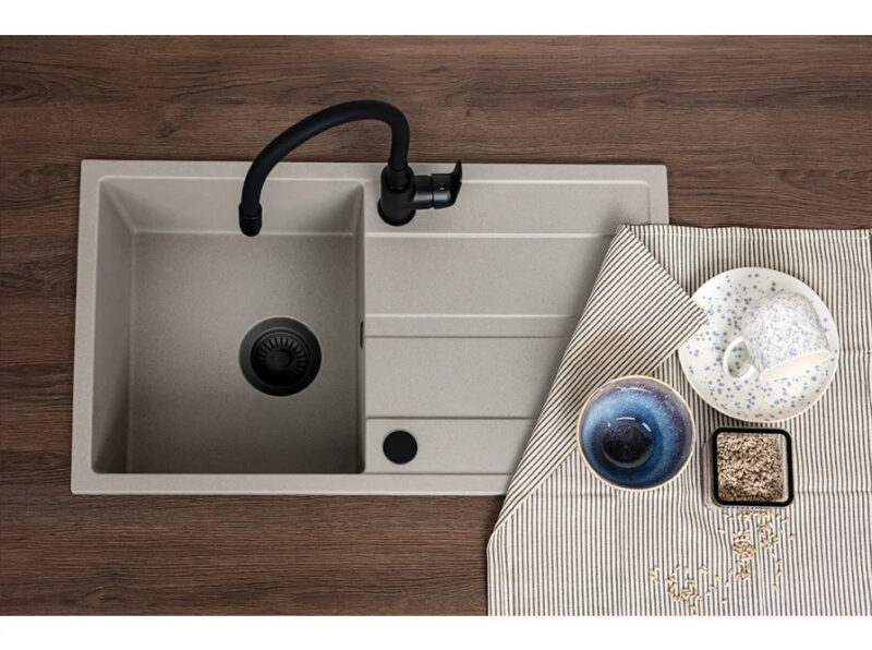 LAVEO ELZA álló csaptelep rugalmas tömlővel, matt fekete