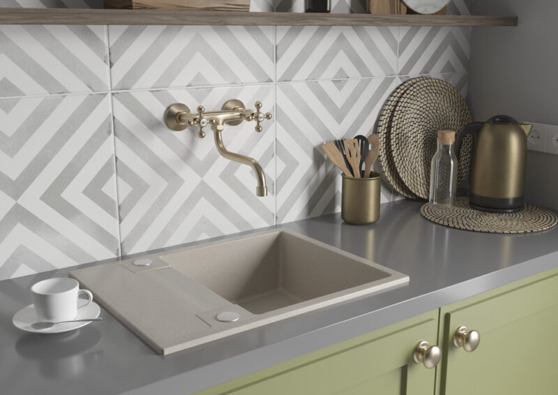 Laveo RAB MINI csepptálcás bézs mosogató helytakarékos szifonnal és csaplyuktakaró dugóval